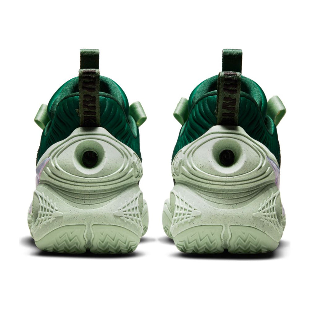 Nike Men's Cosmic Unity (Team)